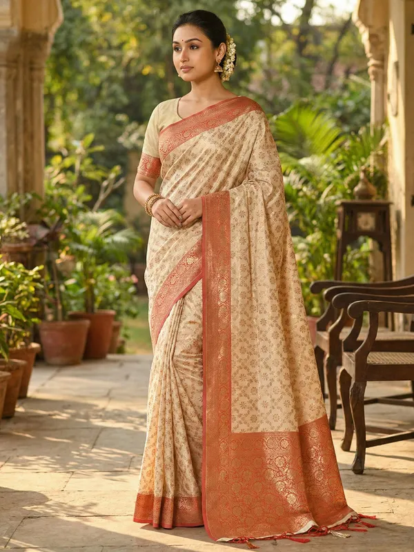 Ivory_Red_Banarasi_Silk_Golden_Zari_Woven_Saree_For_Women