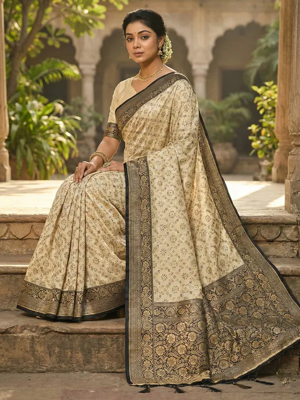 Ivory_Black_Banarasi_Silk_Golden_Zari_Woven_Saree_For_Women