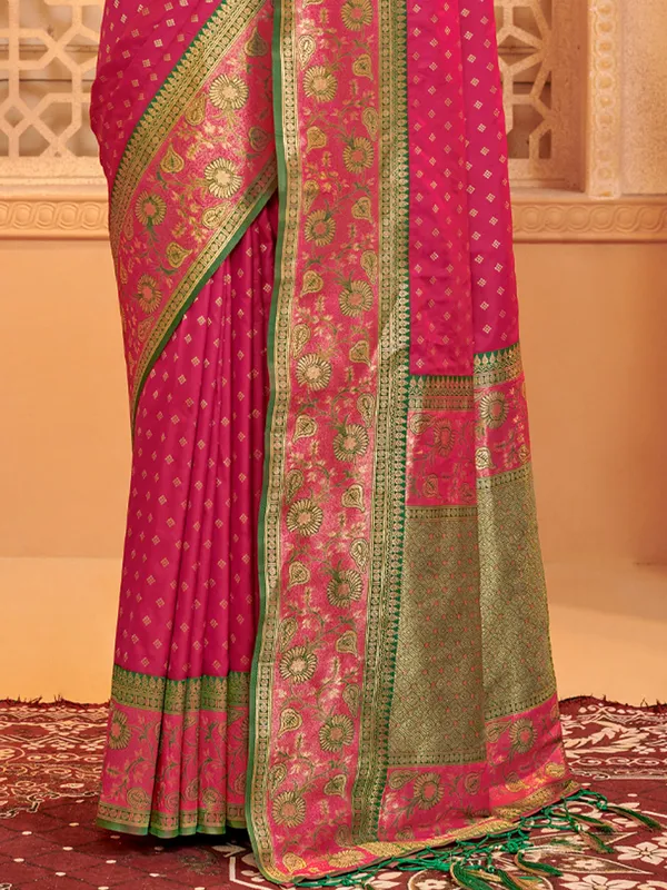 Pink_Kanjivaram_Silk_Zari_Woven_Bridal_Saree_For_Women