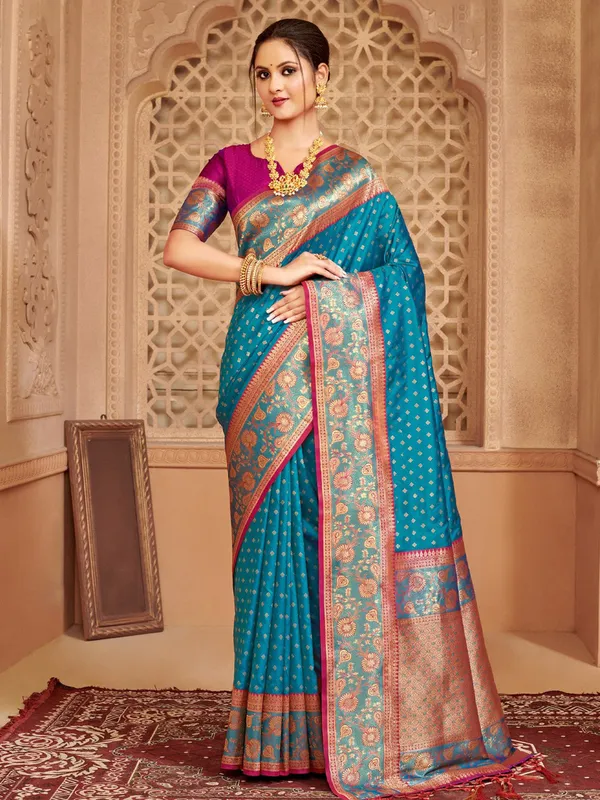 Blue_Kanjivaram_Silk_Zari_Woven_Bridal_Saree_For_Women