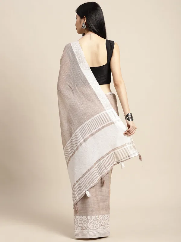 Beige_Silver_Linen_Blend_Woven_Design_Saree_For_Women