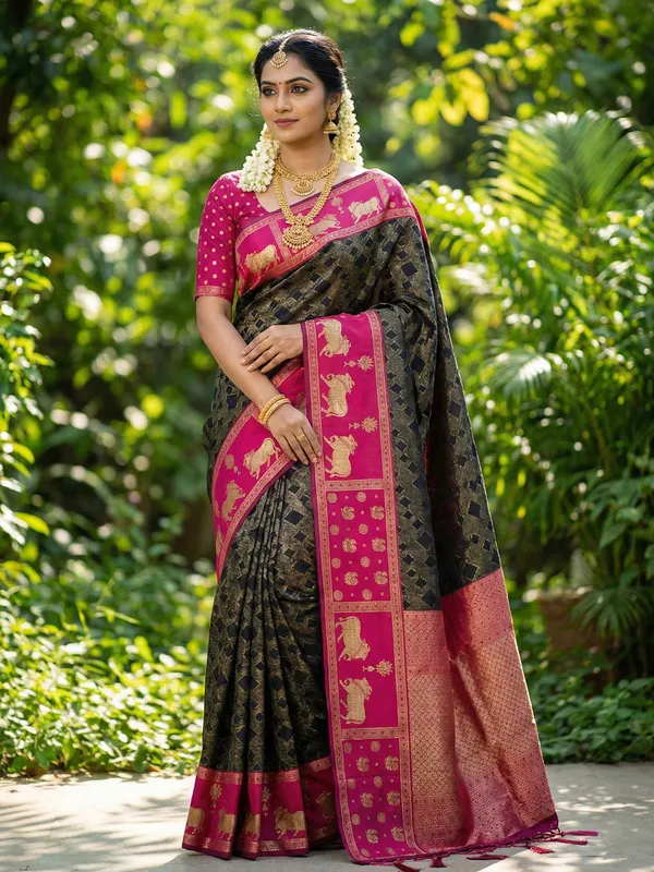 Black_Pink_Soft_Silk_Zari_Temple_Border_Saree_For_Women