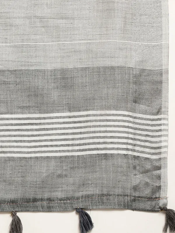 Dark_Grey_Linen_Zari_Border_Woven_Saree_For_Women