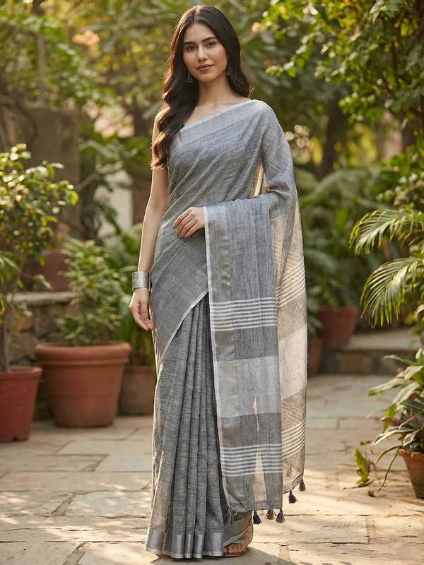 Dark_Grey_Linen_Zari_Border_Woven_Saree_For_Women