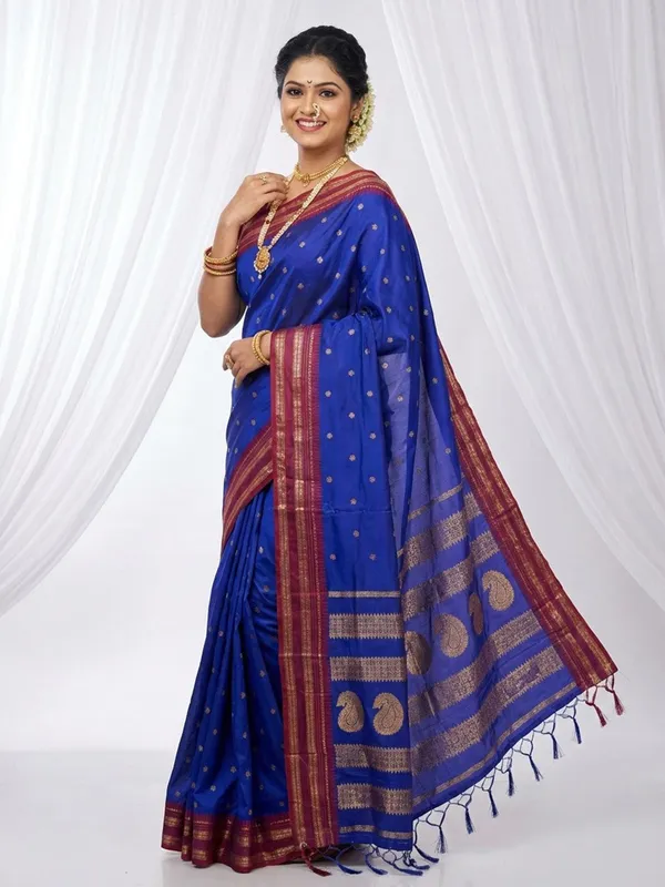 Blue_Red_Soft_Silk_Zari_Border_Saree_For_Women