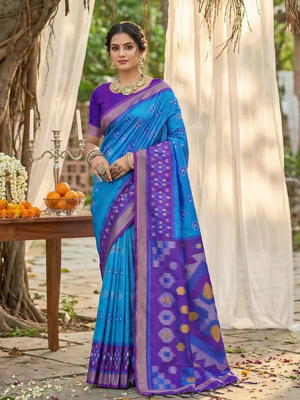 Blue_Pochampalli_Silk_Ikkat_Woven_Saree_For_Women