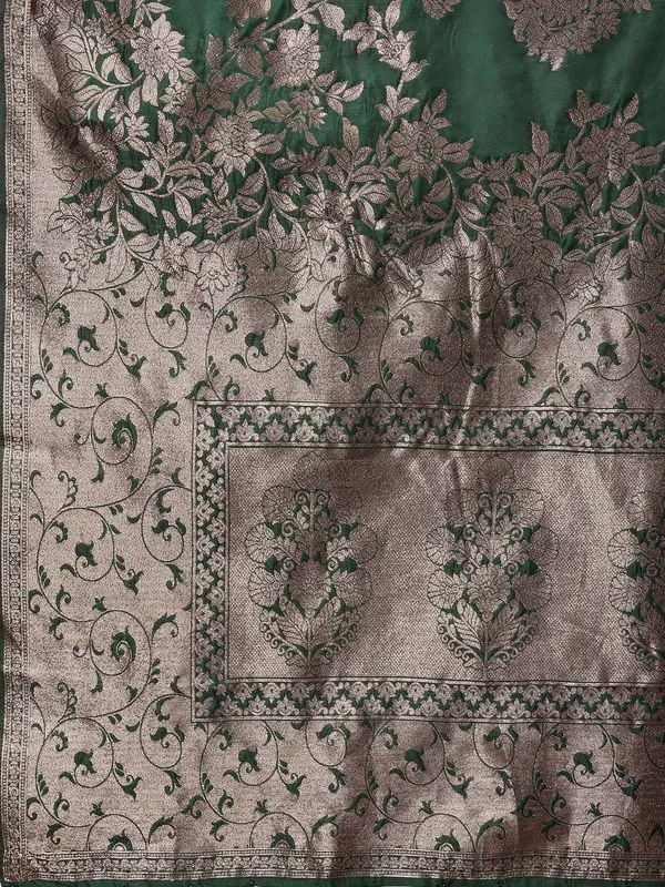 Emerald_Green_Soft_Silk_Silver_Zari_Woven_Saree_For_Women