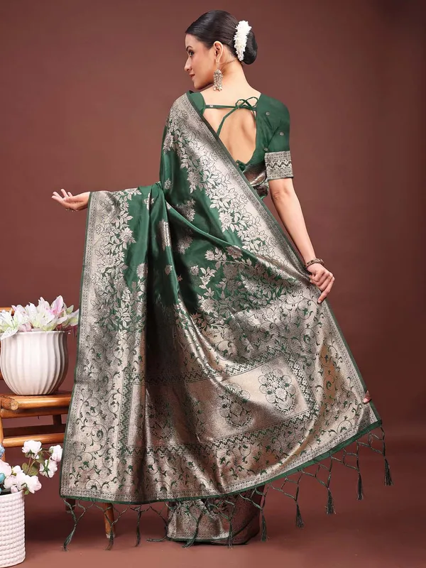 Emerald_Green_Soft_Silk_Silver_Zari_Woven_Saree_For_Women