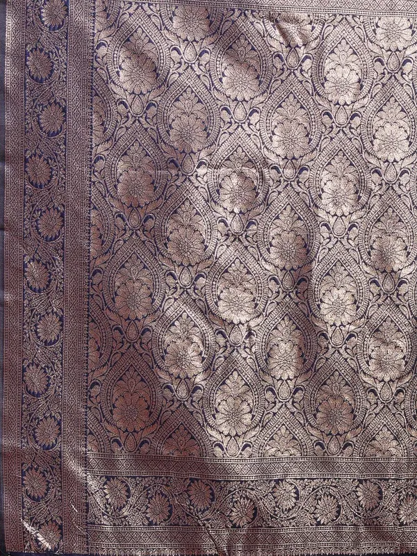 Deep_Navy_Blue_Soft_Silk_Silver_Zari_Pallu_Saree_For_Women