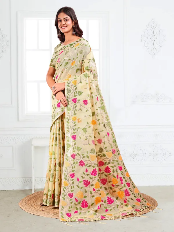 Multicolor_Cream_Linen_Leaf_Printed_Saree_For_Women