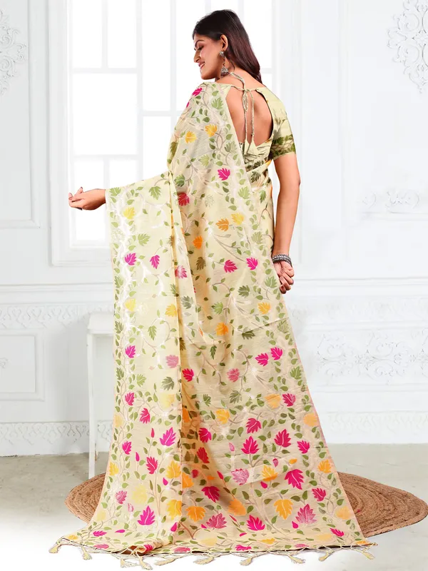 Multicolor_Cream_Linen_Leaf_Printed_Saree_For_Women