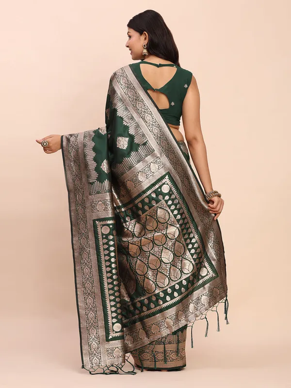 Bottle_Green_Silk_Zari_Woven_Heavy_Pallu_Saree_For_Women
