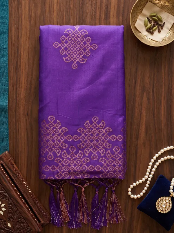 Violet_Blue_Soft_Silk_Zari_Woven_Saree_For_Women