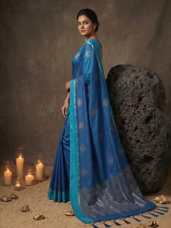 Sky_Blue_Soft_Silk_Zari_Motif_Woven_Border_Saree_For_Women