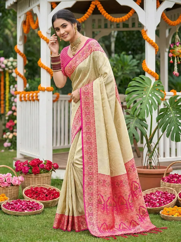 Cream_Hot_Pink_Soft_Silk_Kanjivaram_Style_Zari_Saree_For_Women