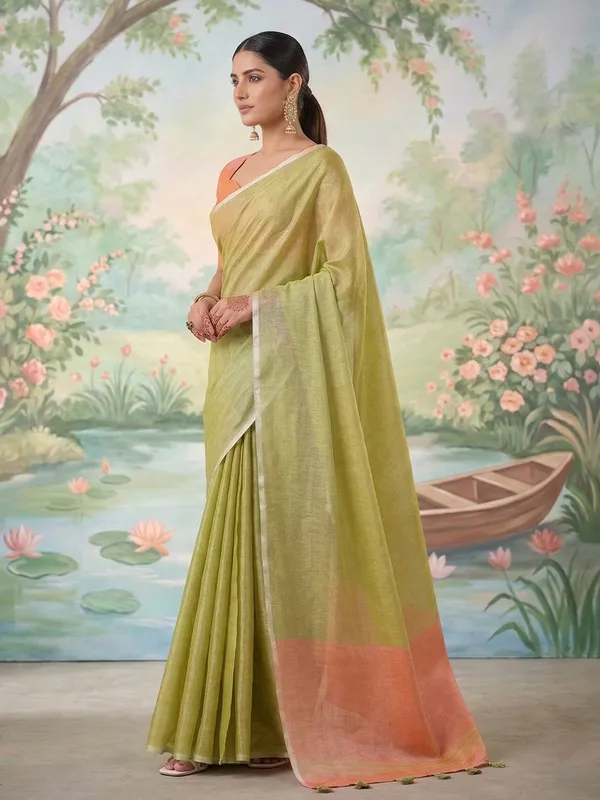 Mehendi_Green_Tissue_Silk_Woven_Saree_For_Women