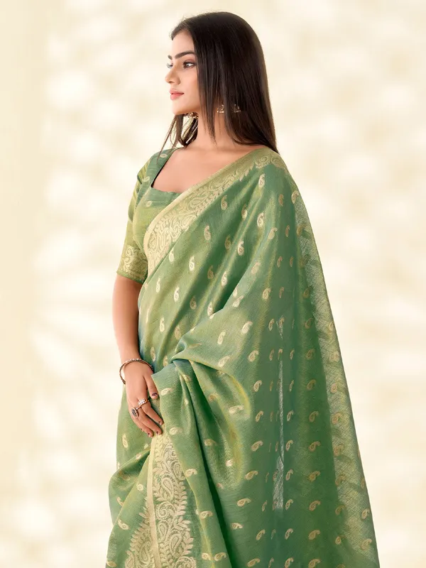 Green_Banarasi_Tissue_Silk_Zari_Paisley_Woven_Saree_For_Women