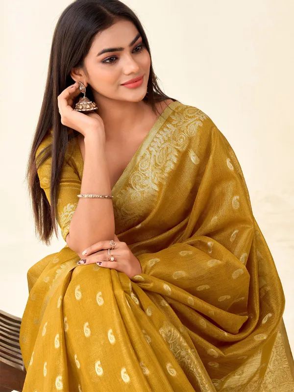 Mustard_Yellow_Banarasi_Tissue_Silk_Zari_Paisley_Woven_Saree_For_Women