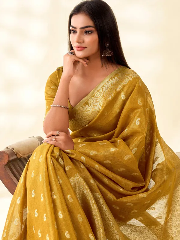 Mustard_Yellow_Banarasi_Tissue_Silk_Zari_Paisley_Woven_Saree_For_Women