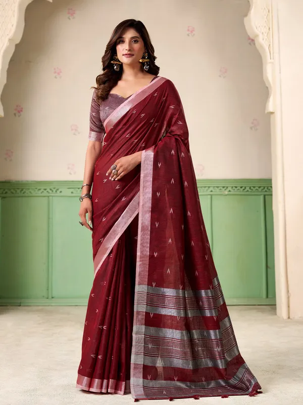Maroon_Linen_Woven_Silver_Zari_Border_Saree_For_Women