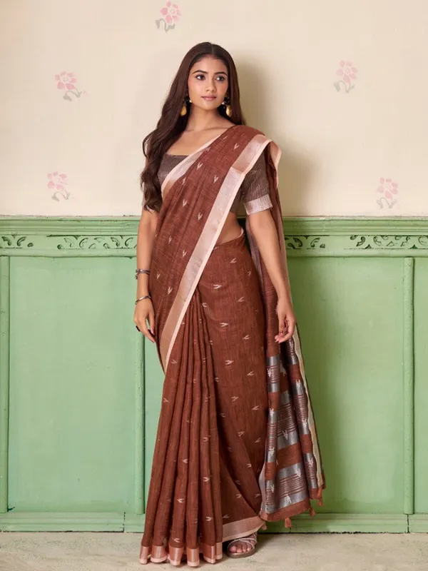 Coffee_Brown_Linen_Silver_Zari_Woven_Saree_For_Women