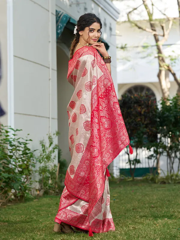 Beige_Red_Banarasi_Silk_Zari_Border_Saree_For_Women