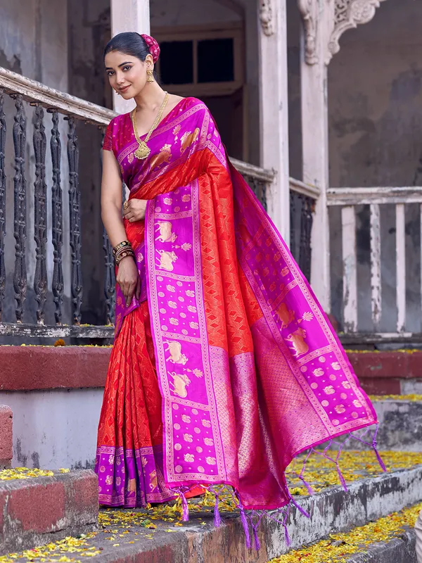 Red_Rani_Pink_Soft_Silk_Saree_For_Women