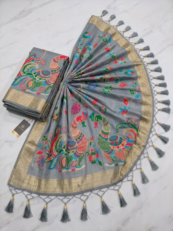 Grey_Linen_Woven_Ethnic_Saree_For_Women