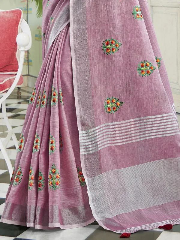 Blue_Linen_Floral_Embroidery_Border_Tassel_Saree_For_Women
