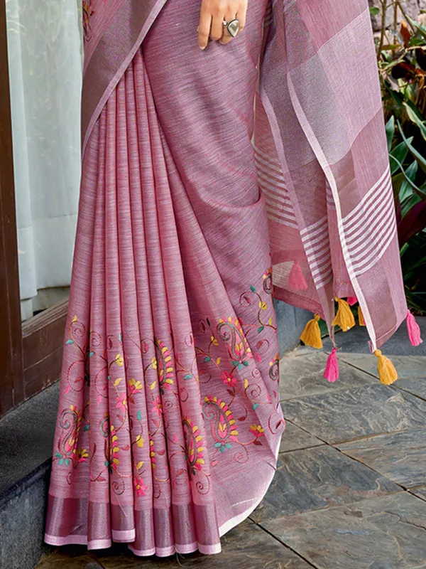 Pink_Linen_Embroidered_Tassel_Pallu_Saree_For_Women