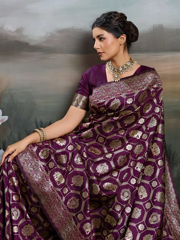 Multicolor_Kanjivaram_Silk_Elephant_Motif_Woven_Saree_For_Women