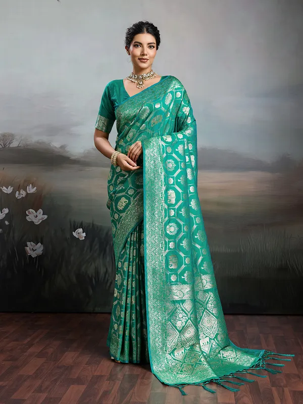 Multicolor_Kanjivaram_Silk_Elephant_Motif_Saree_For_Women