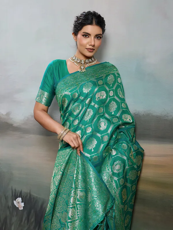 Multicolor_Kanjivaram_Silk_Elephant_Motif_Saree_For_Women