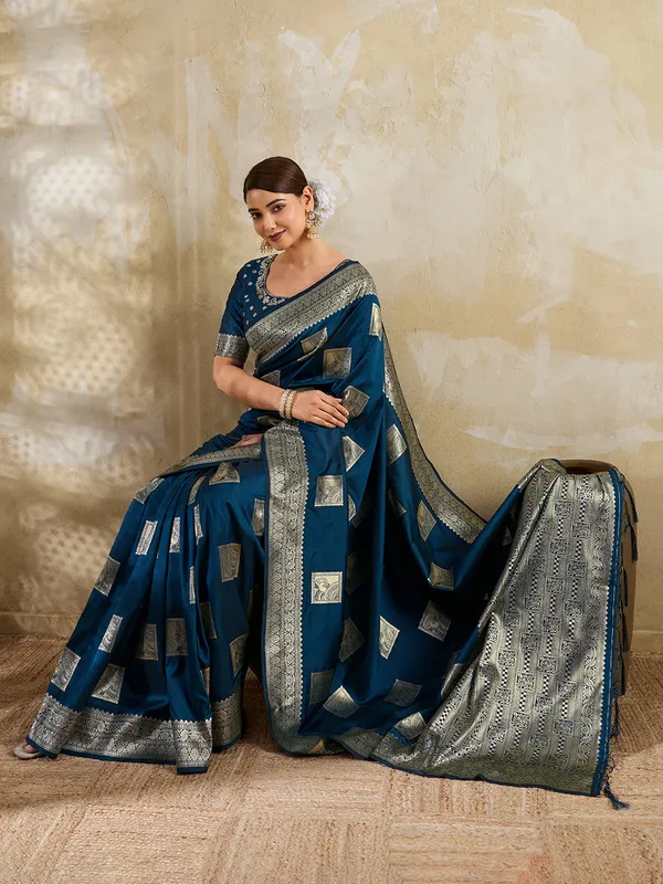 Navy_Blue_Banarasi_Soft_Silk_Woven_Ethnic_Saree_For_Women