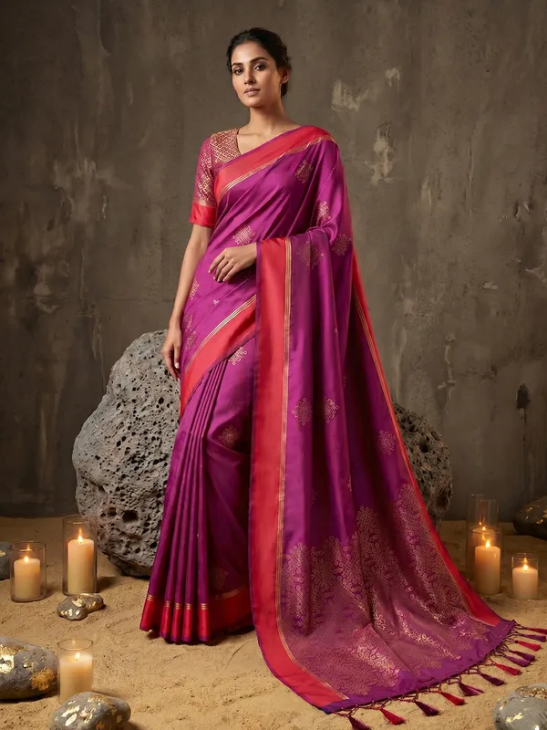 Magenta_Soft_Silk_Zari_Woven_Festive_Saree_For_Women