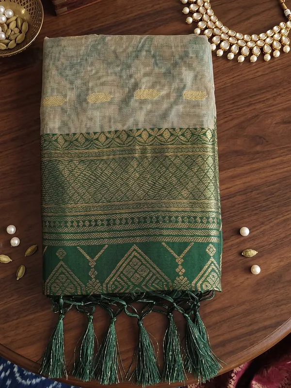 Dark_Green_Linen_Dark_Green_Border_Festive_Saree_For_Women