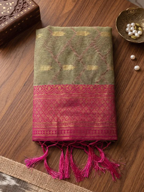 Pink_Linen_Woven_Ethnic_Saree_For_Women