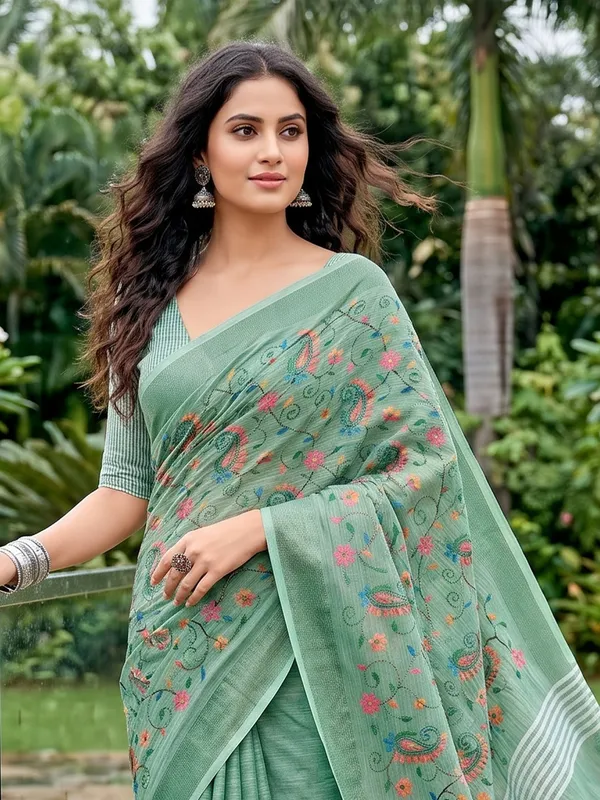 Multicolor_Linen_Embroidered_Tassel_Pallu_Saree_For_Women