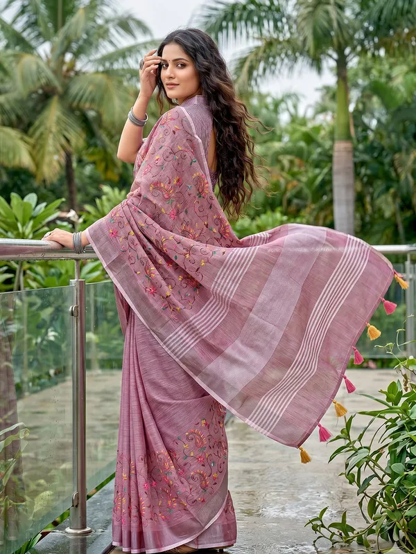 Multicolor_Linen_Embroidery_Tassel_Pallu_Saree_For_Women