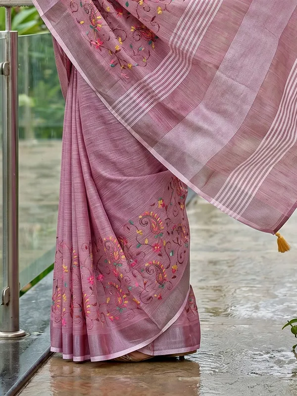 Multicolor_Linen_Embroidery_Tassel_Pallu_Saree_For_Women
