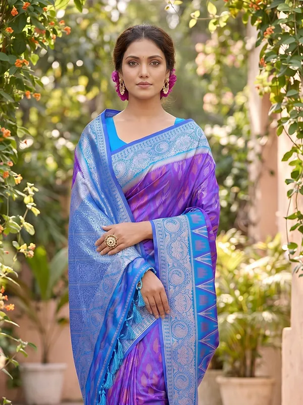 Violet_Pochampalli_Silk_Ikkat_Saree_For_Women