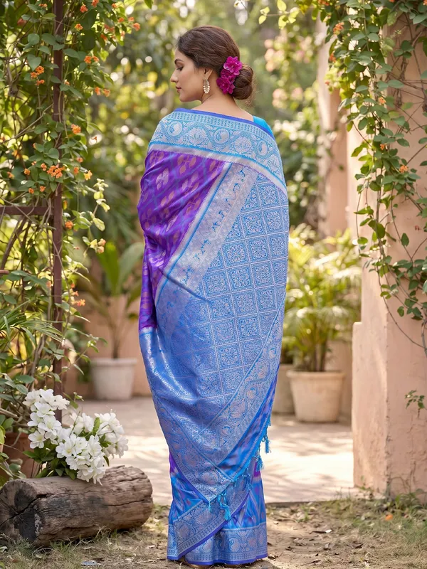 Violet_Pochampalli_Silk_Ikkat_Saree_For_Women