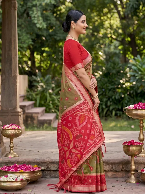 Olive_Green_Pochampally_Silk_Ikat_Woven_Saree_For_Women