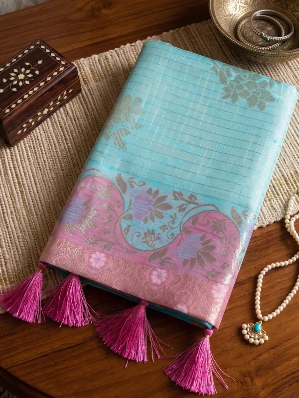 Sky_Blue_Pink_Cotton_Silk_Festive_Saree_For_Women