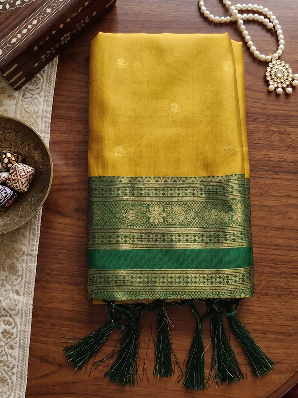 Yellow_Green_Soft_Silk_Festive_Ethnic_Saree_For_Women