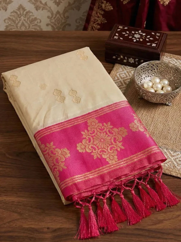 Cream_Banarasi_Soft_Silk_Zari_Border_Saree_For_Women