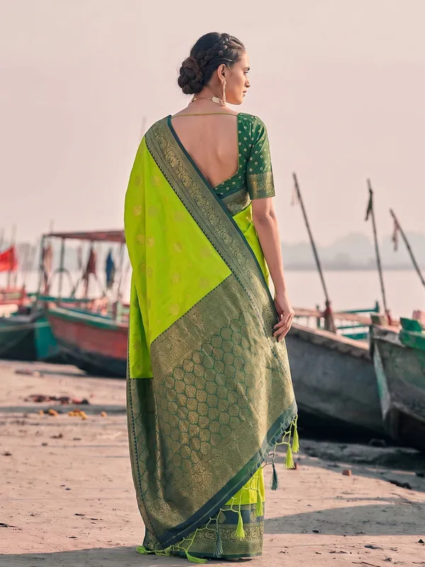 Mehendi_Green_Banarasi_Silk_Saree_For_Women