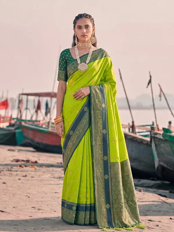 Mehendi_Green_Banarasi_Silk_Saree_For_Women