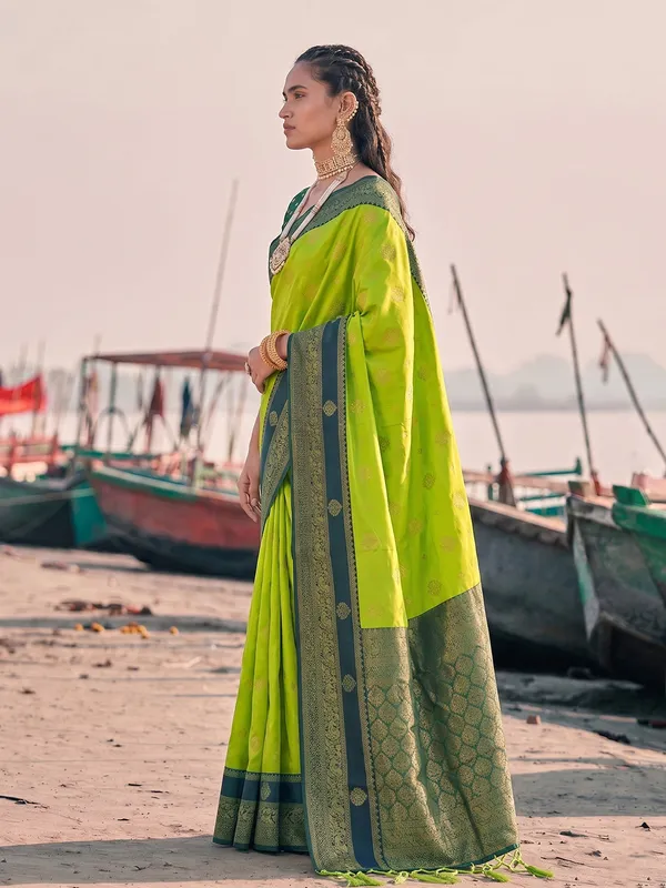Mehendi_Green_Banarasi_Silk_Saree_For_Women