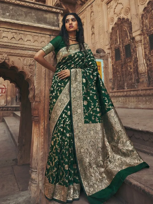 Dark_Green_Soft_Silk_Saree_For_Women
